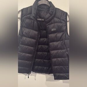 REI Black Puffer Vest